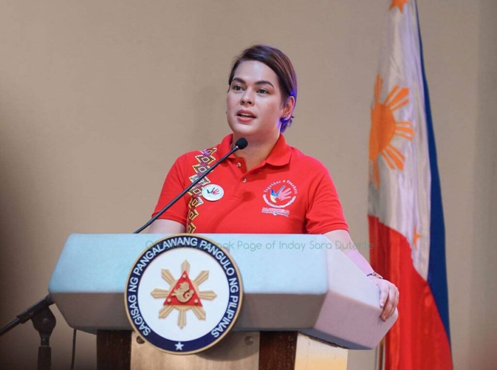 Focus on crisis, not on politics, Sara tells supporters